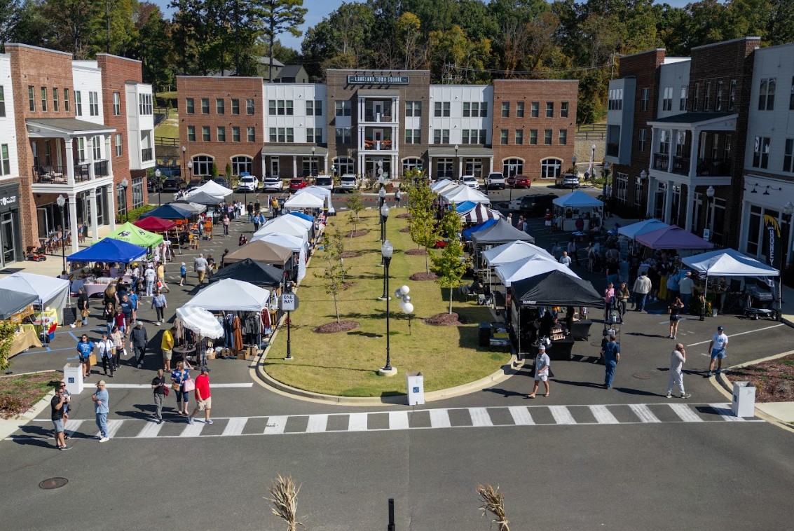 Overhead shot of the crowd on a sunny day at the arts festival.
